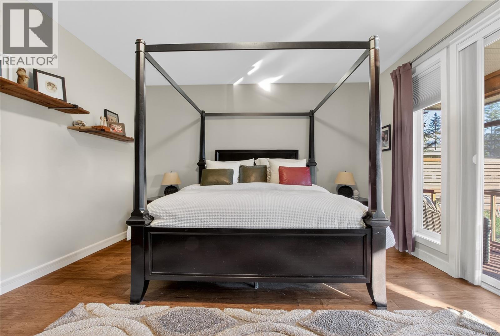 7284 Lakefront Dr - 47