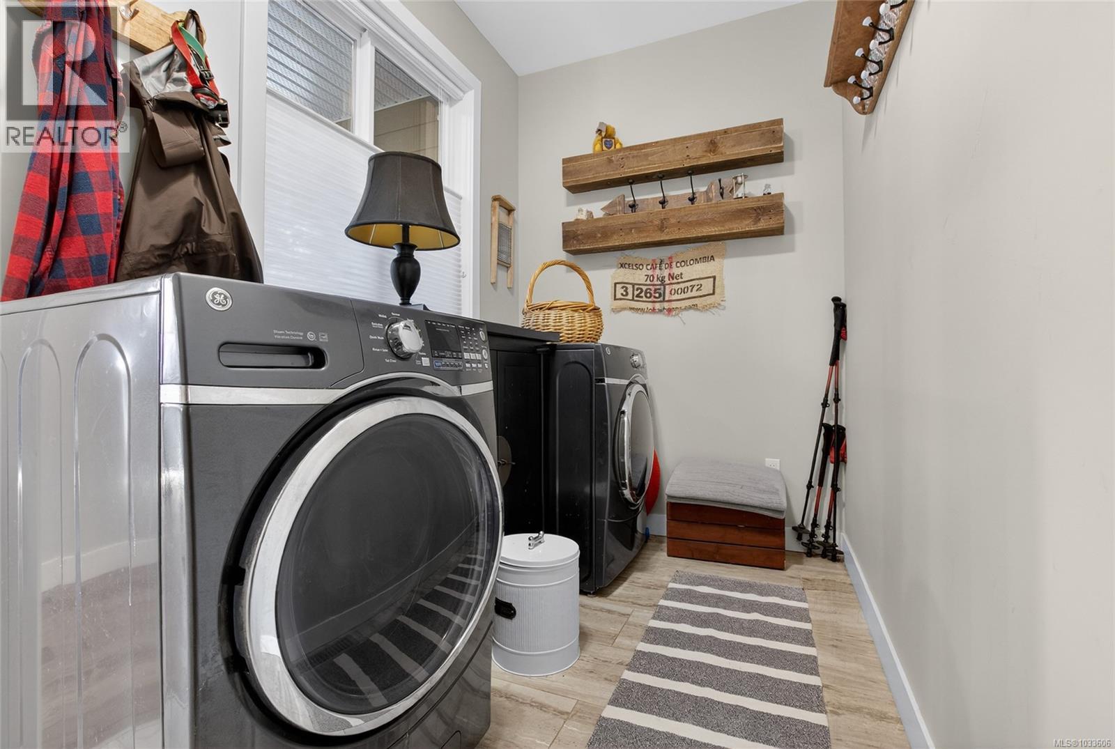 7284 Lakefront Dr - 62