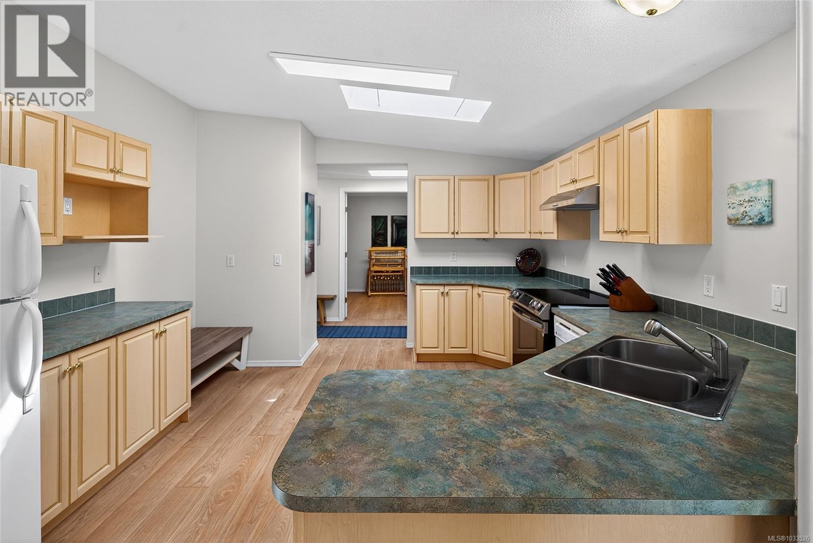 #103 1391 Price Rd - 10