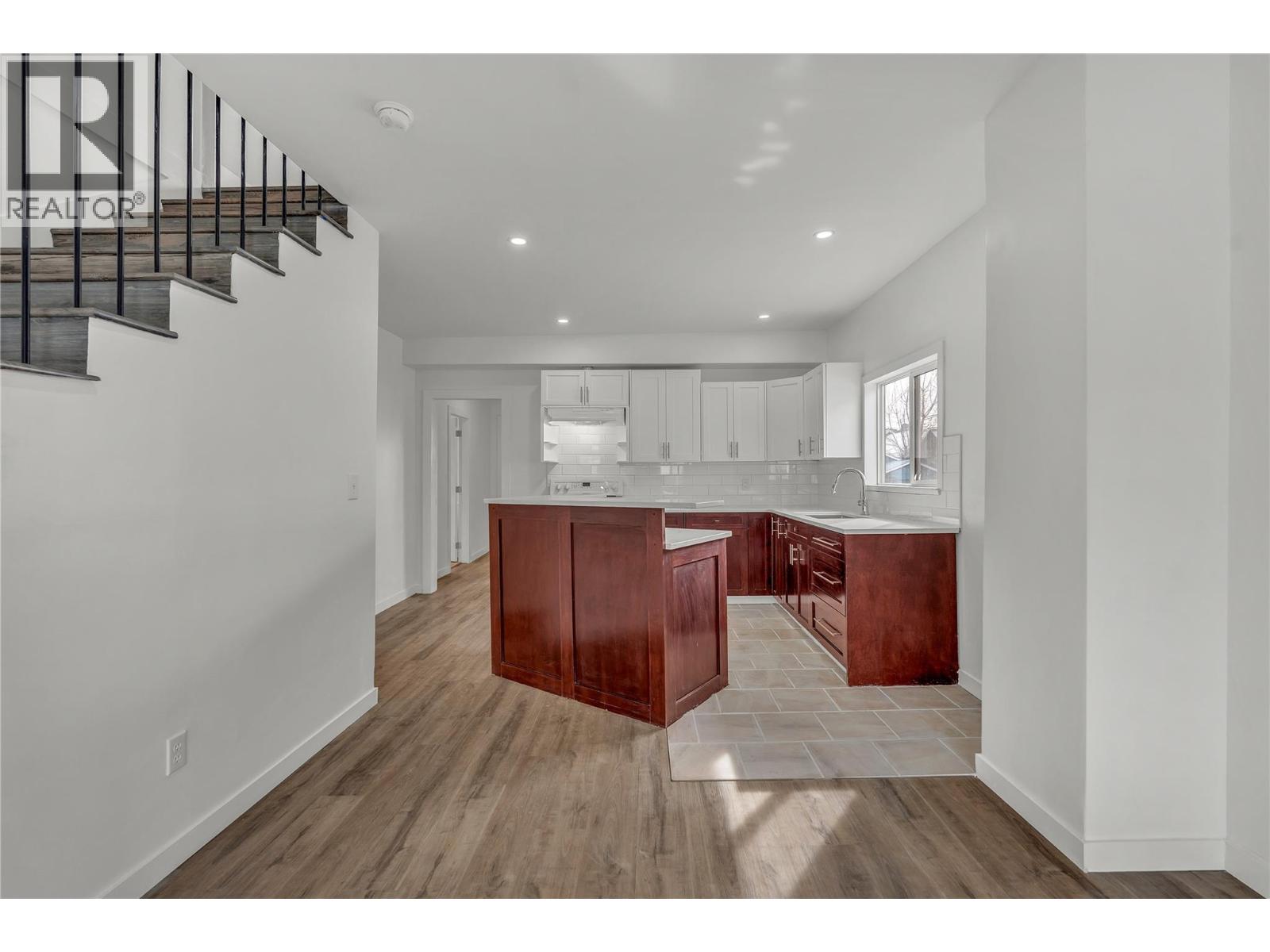 34 Fenchurch Avenue, Princeton