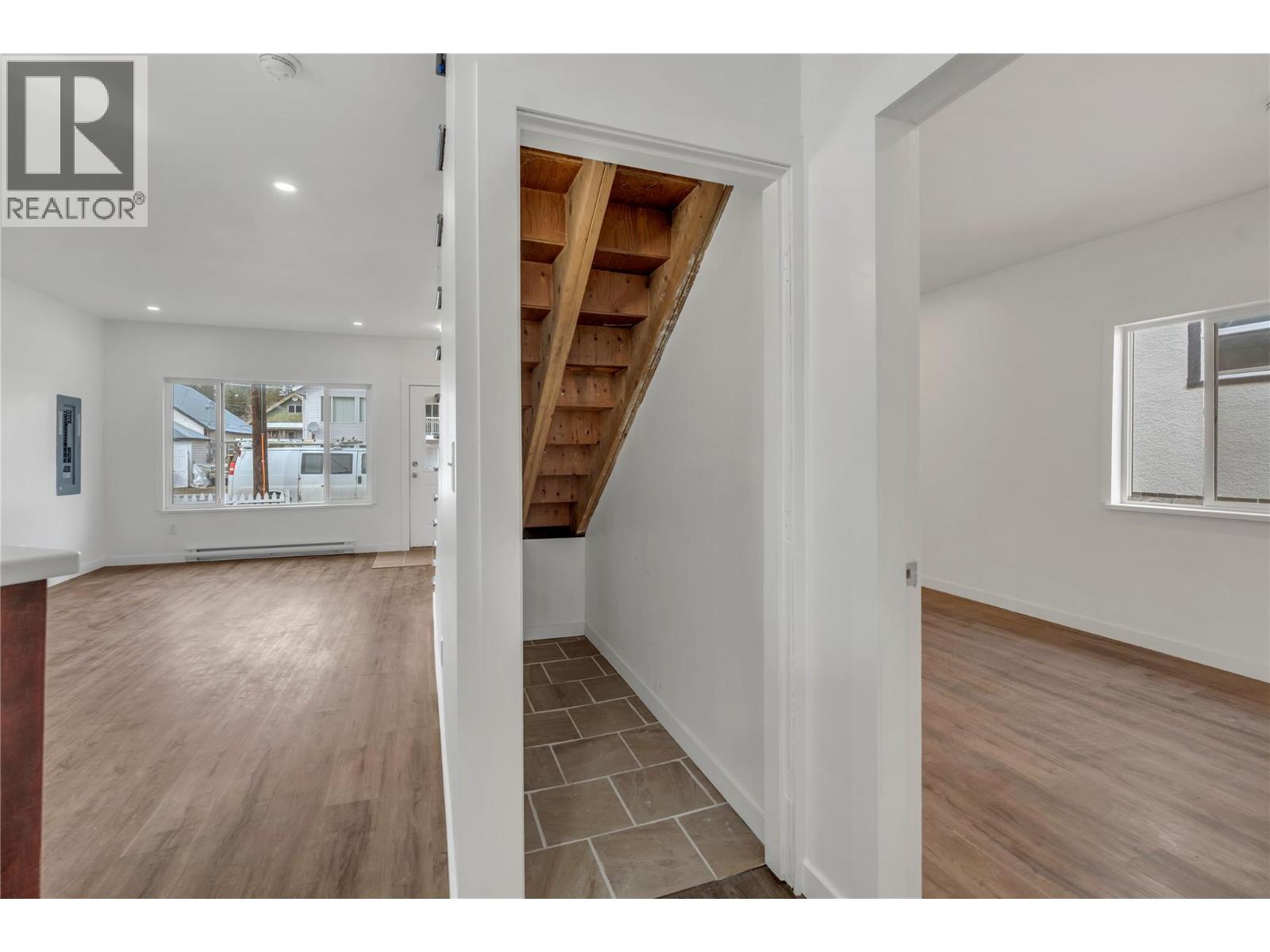 34 Fenchurch Avenue, Princeton