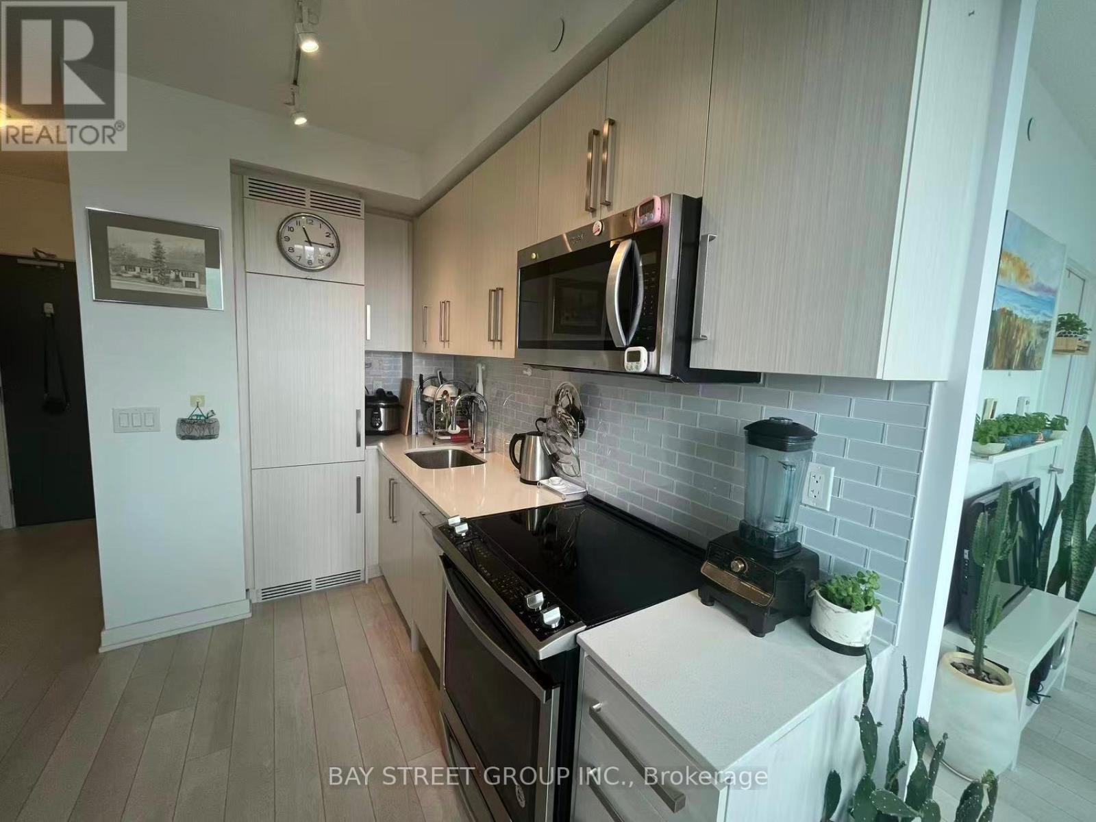 #1905 5180 YONGE STREET - 10