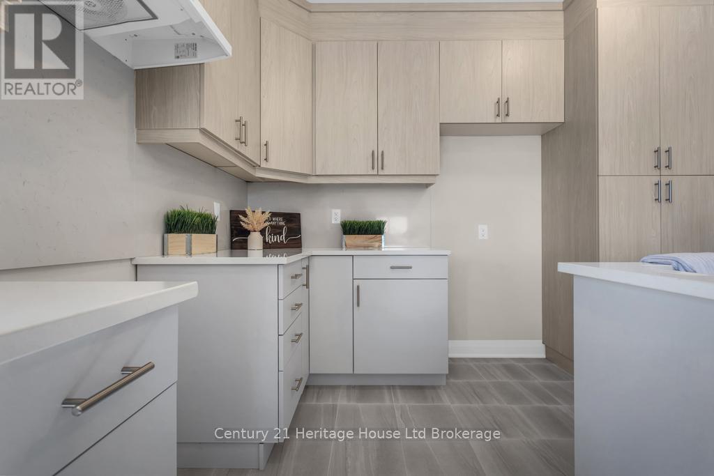 230 MIDDLETON STREET - 17