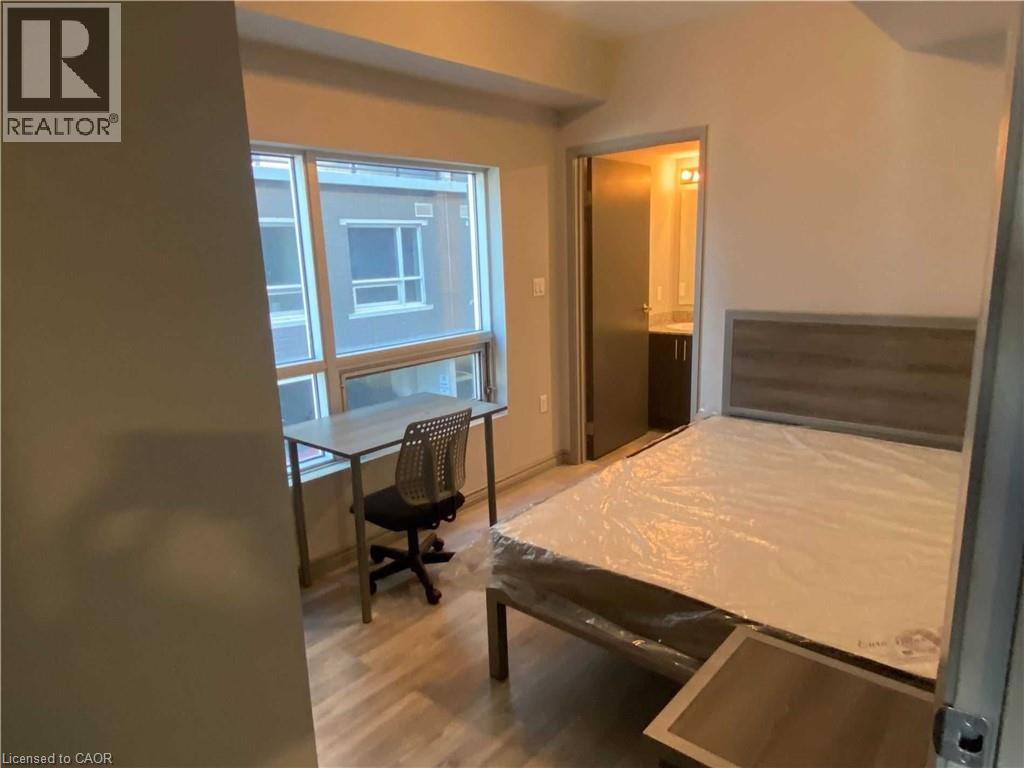 275 LARCH Street Unit# 203, Waterloo, Ontario, N2L3R2 — Photo 12