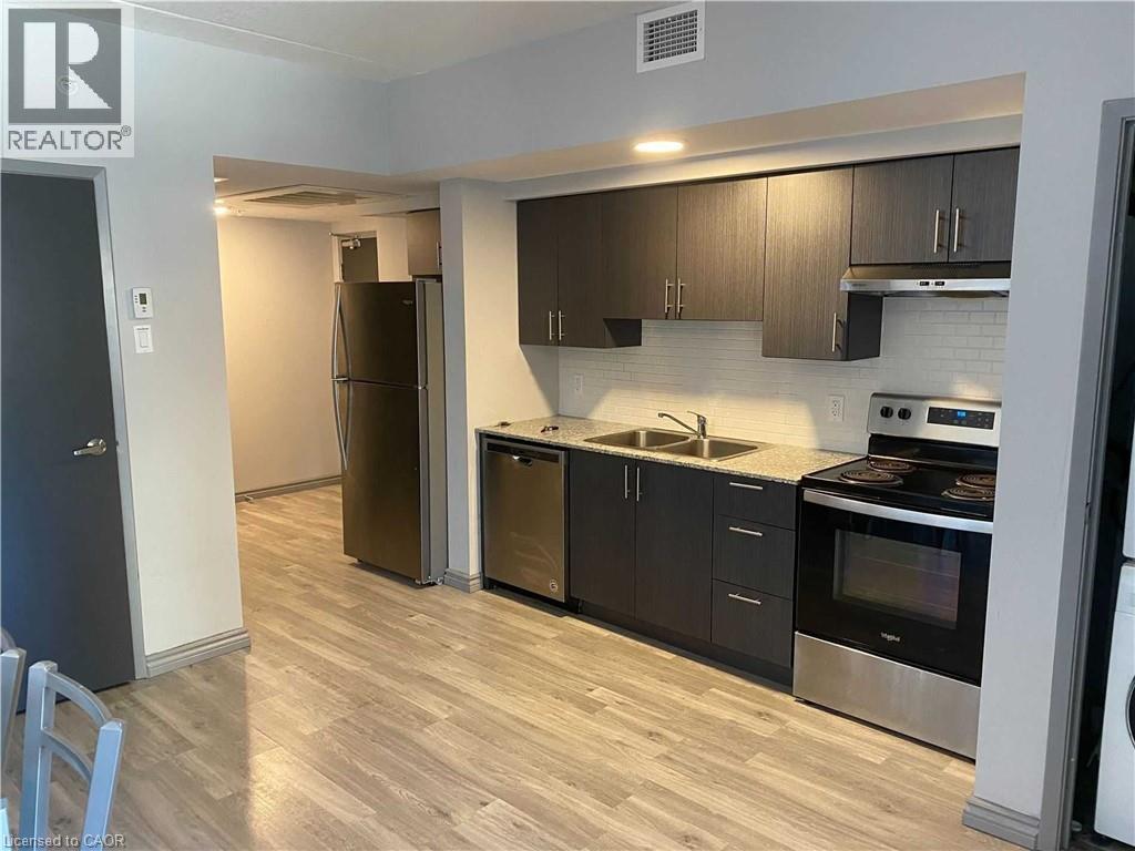 275 LARCH Street Unit# 203, Waterloo, Ontario, N2L3R2 — Photo 4