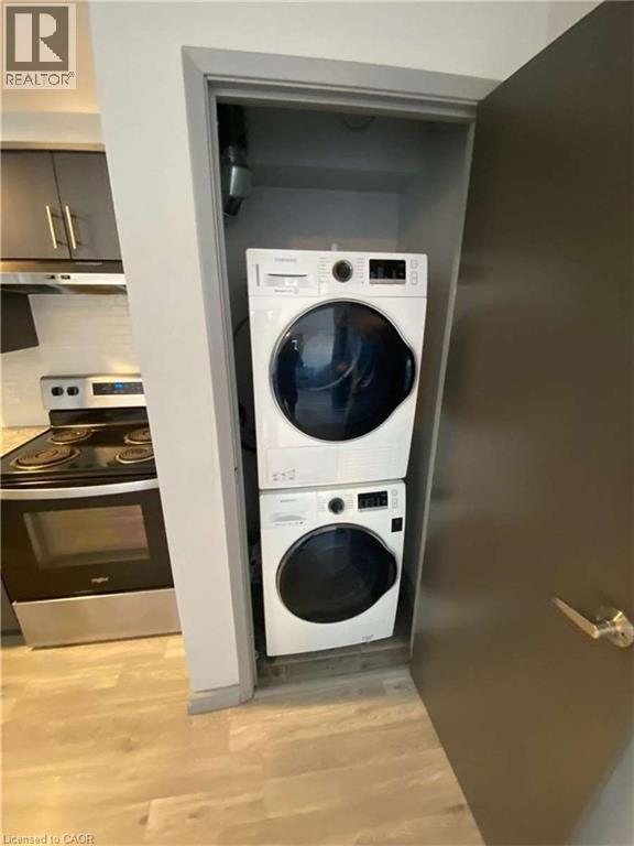 275 LARCH Street Unit# 203, Waterloo, Ontario, N2L3R2 — Photo 8