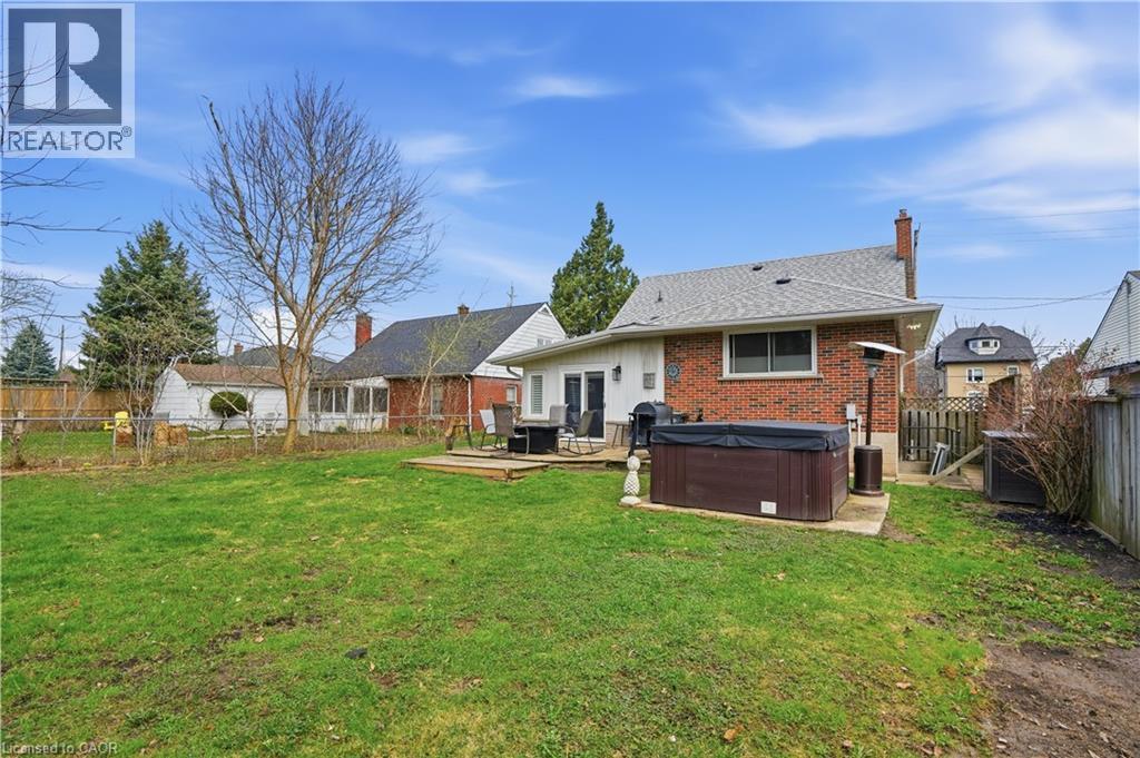 101 LIVINGSTON Avenue, Grimsby, Ontario, L3M1L4 — Photo 25