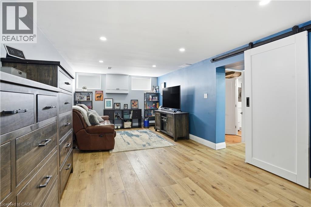 101 LIVINGSTON Avenue, Grimsby, Ontario, L3M1L4 — Photo 23