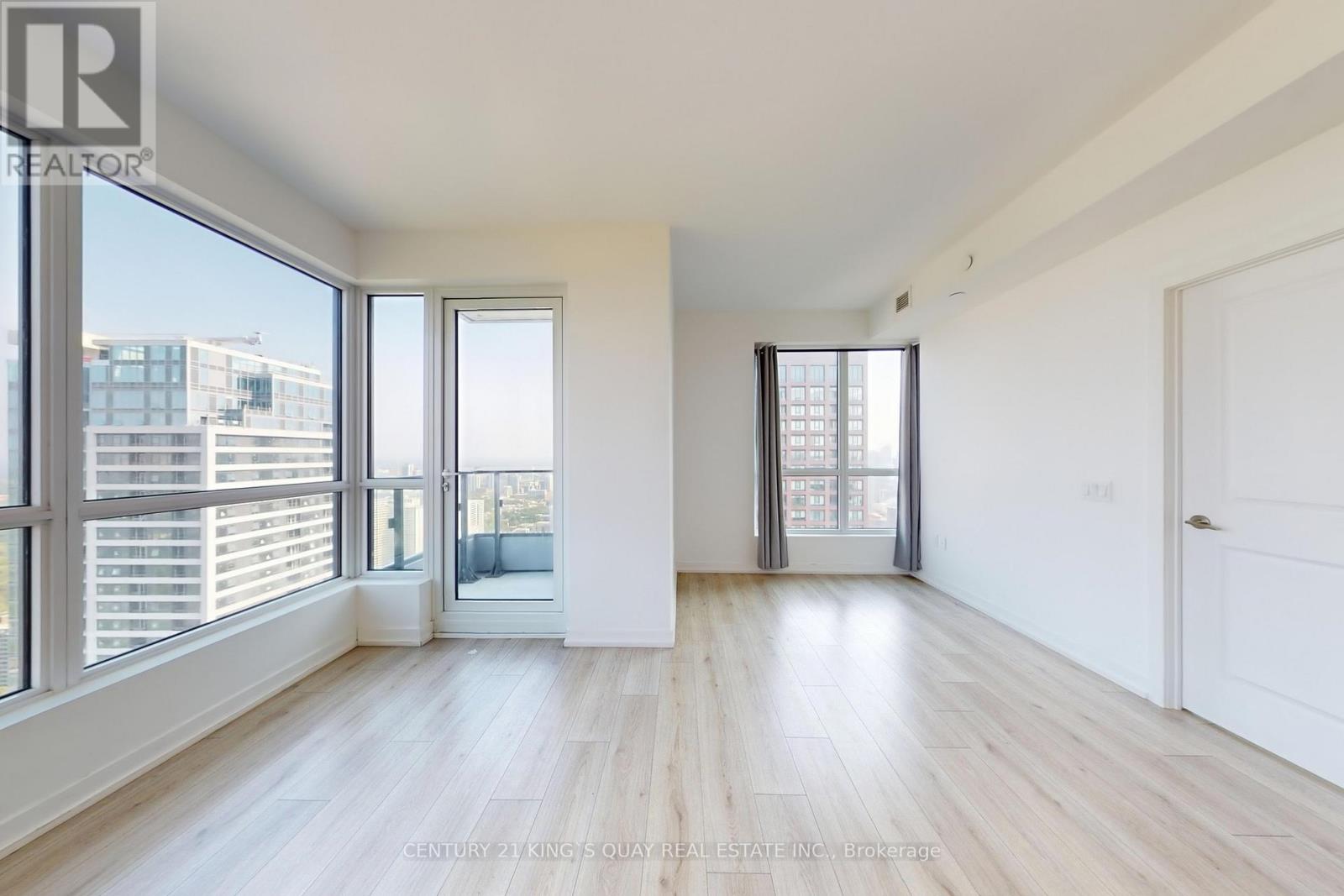 #4710 395 BLOOR STREET E - 18