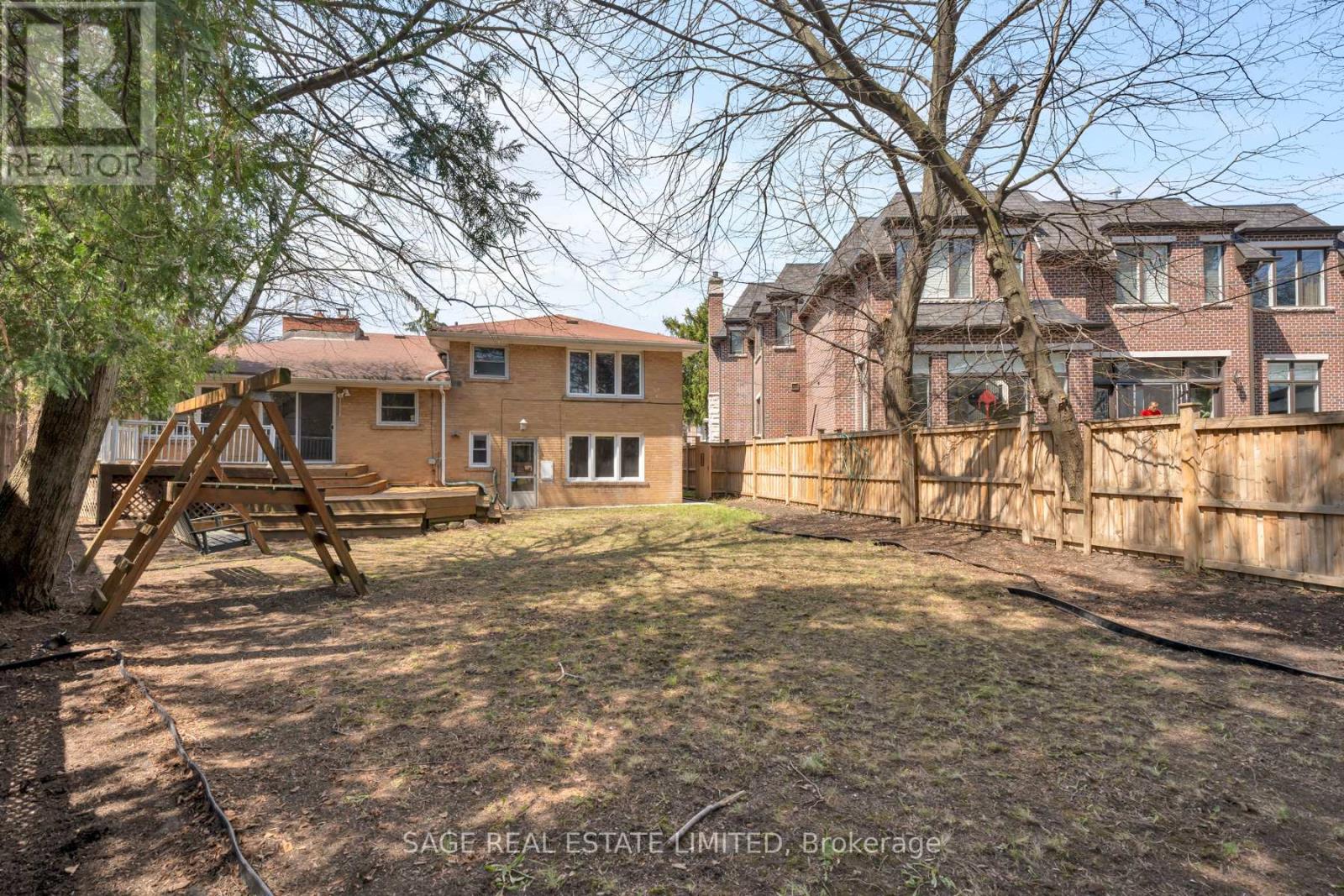 9 HAWKSBURY DRIVE - 6