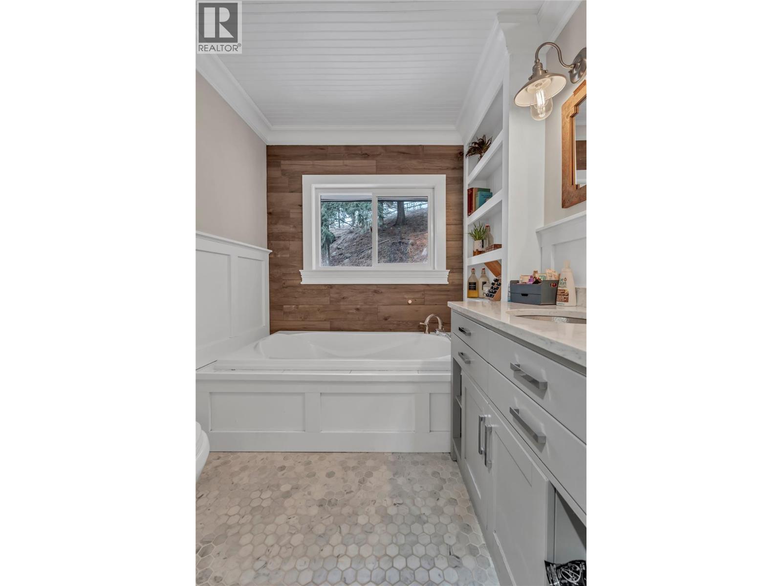364 Princeton Summerland Road - 22
