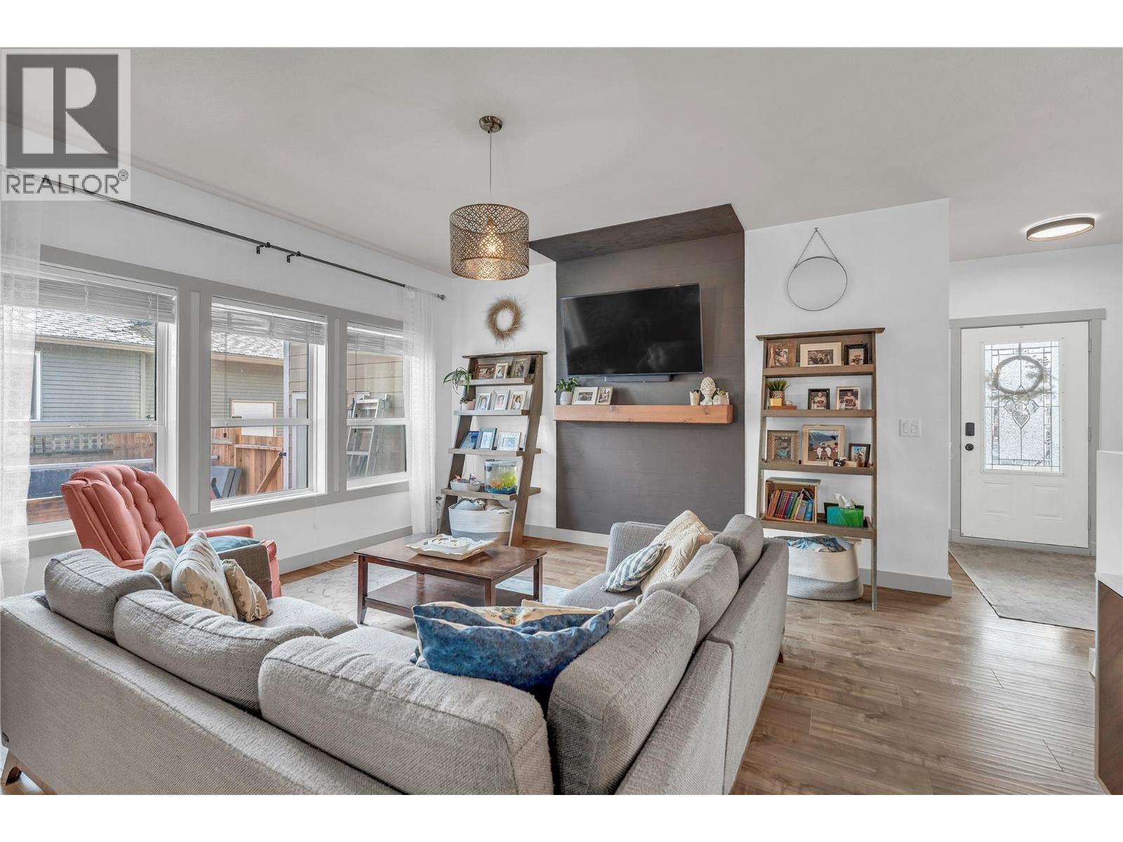 206 Westridge Court, Princeton