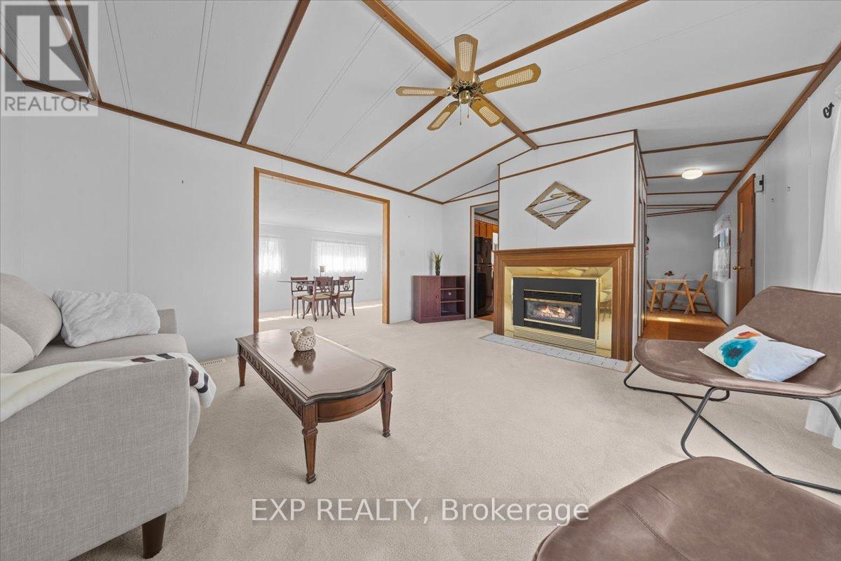 150 SUNSET DRIVE — photo 18