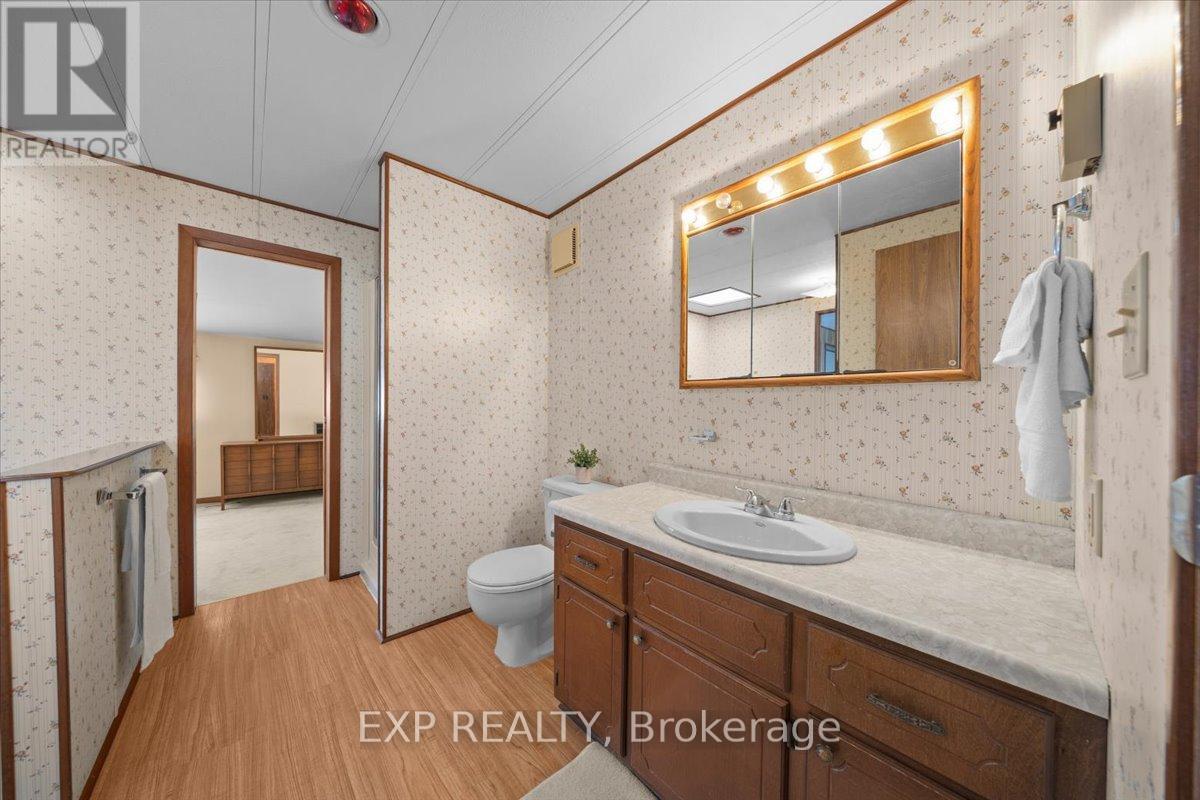 150 SUNSET DRIVE — photo 29