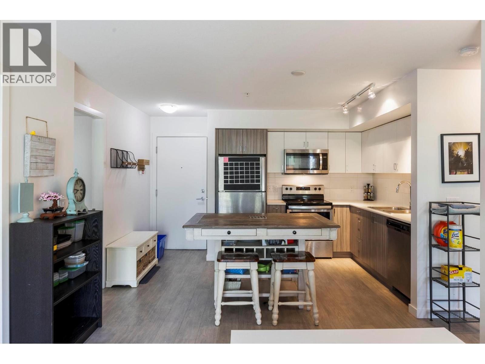 725 Academy Way Unit# 211, Kelowna