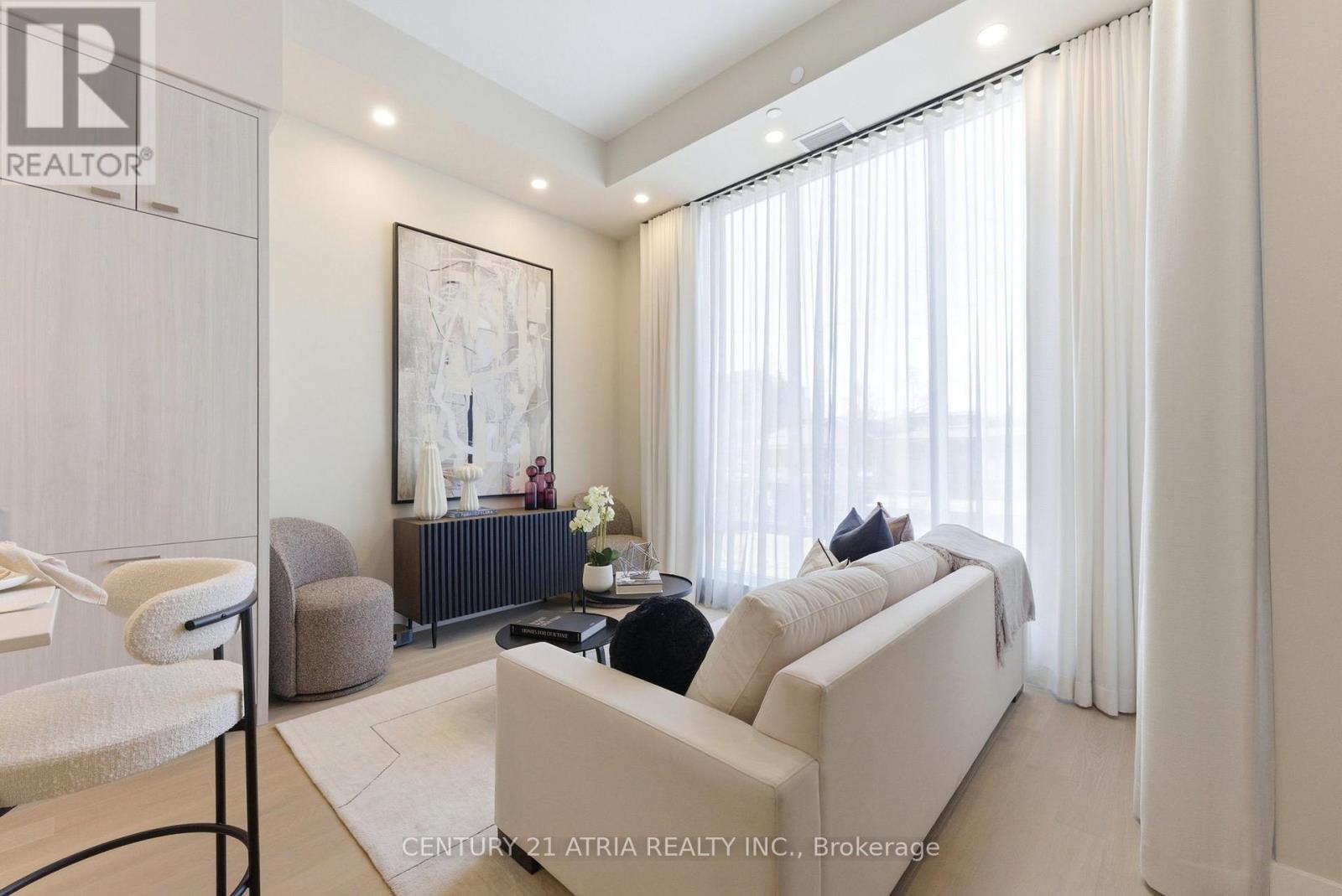 #315 115 DENISON AVENUE - 8