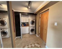 1904 14820 104 Avenue, Surrey, BC V3R0V9 Photo 9