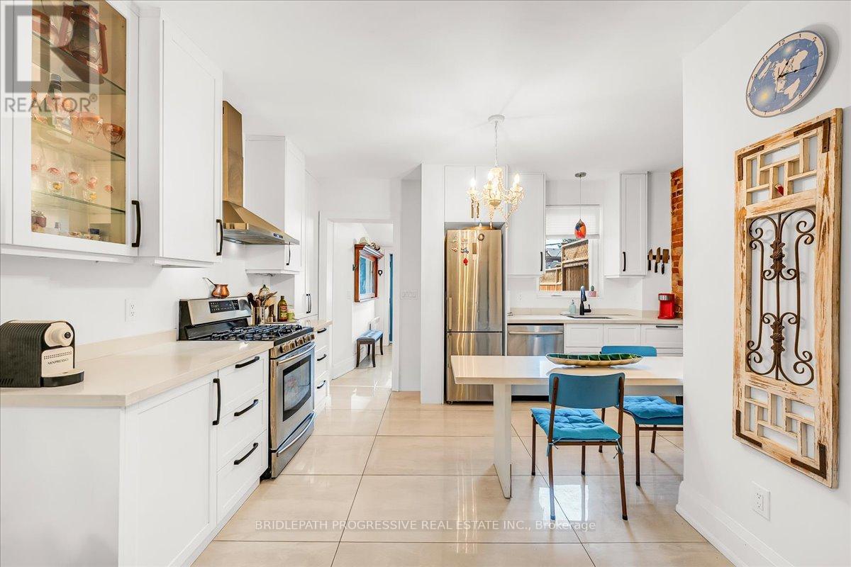 332 DELAWARE AVENUE - 4