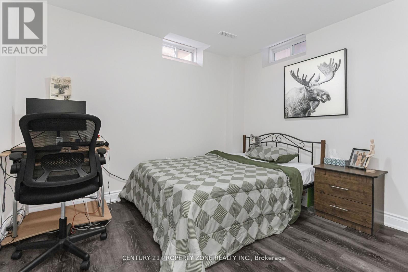 19 EXHIBITION CRESCENT — photo 40