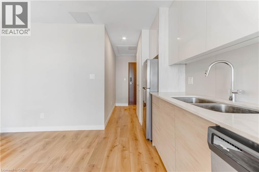 60 FREDERICK Street Unit# 3005, Kitchener, Ontario, N2H0C7 — Photo 5