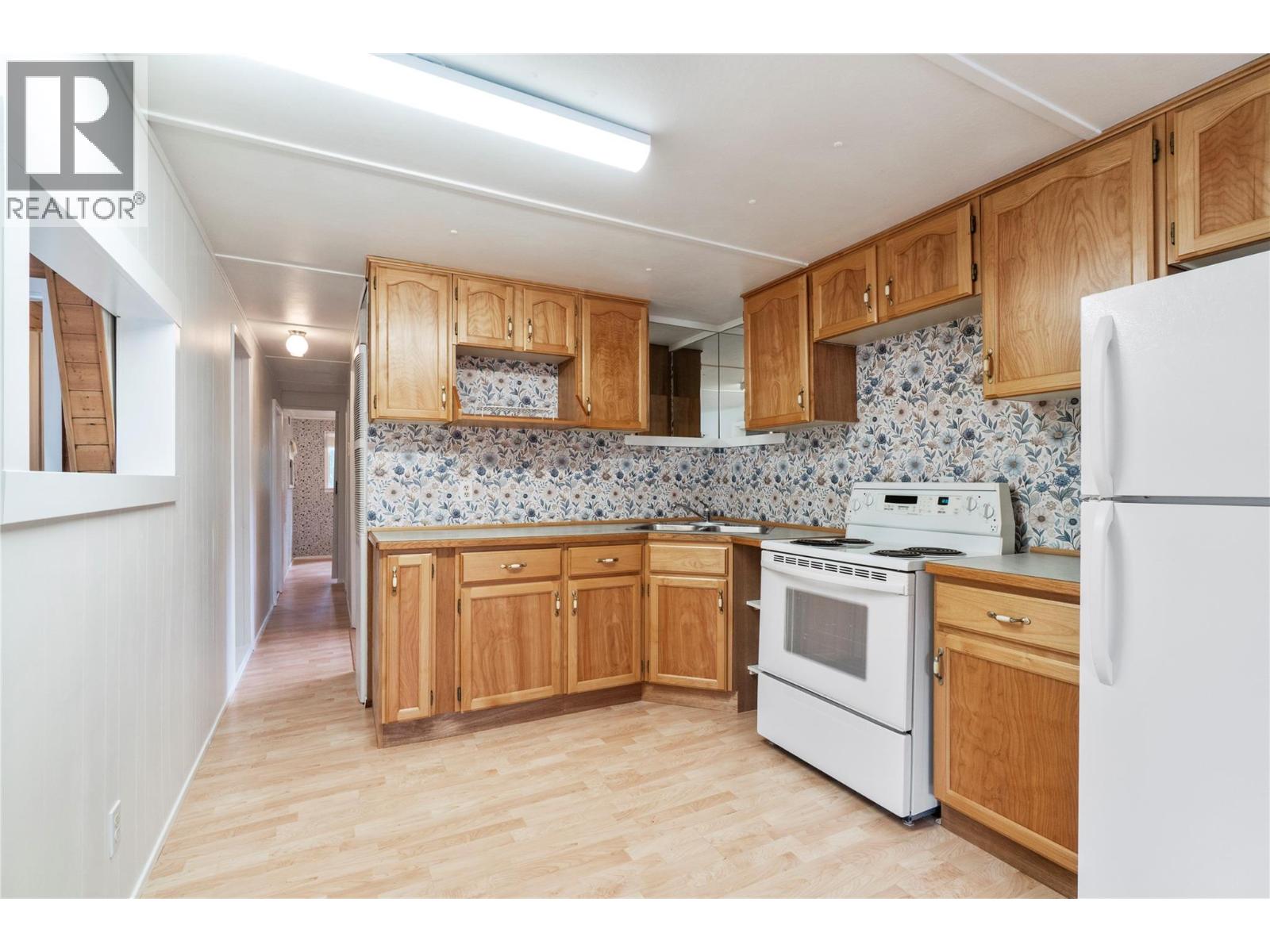 6670 Trans Canada Highway NE Unit# 10, Canoe