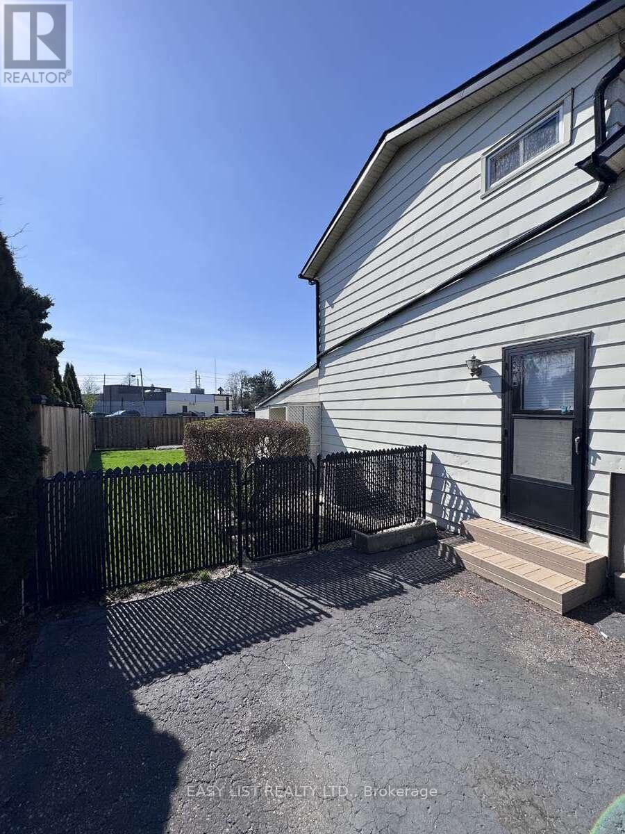 16 BULA DRIVE - 18
