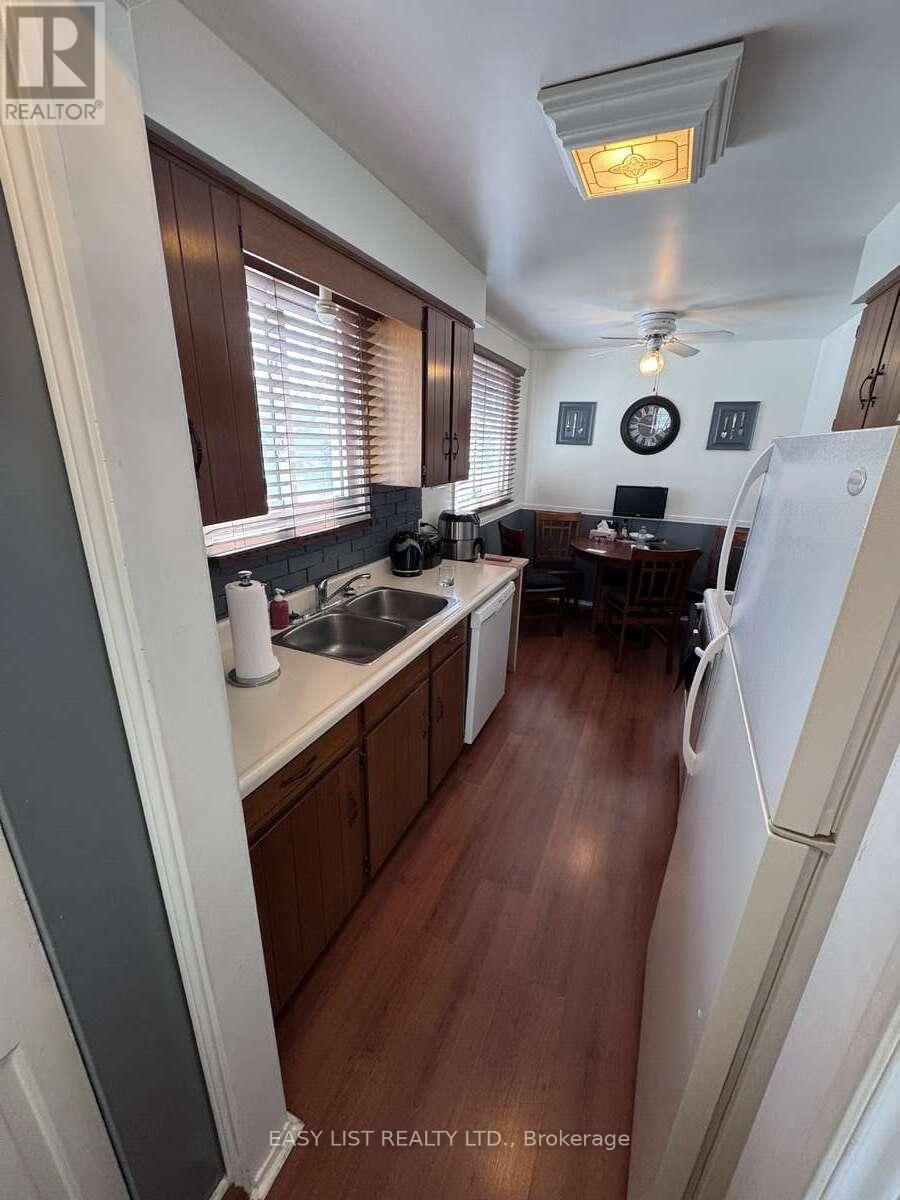 16 BULA DRIVE - 4