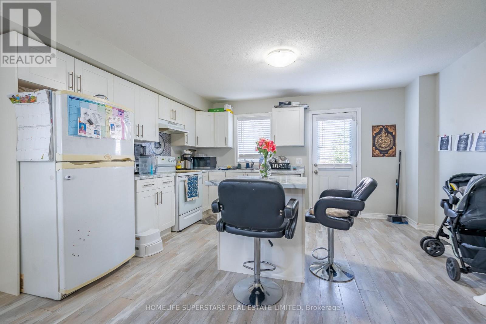 #51 7768 ASCOT CIRCLE - 10