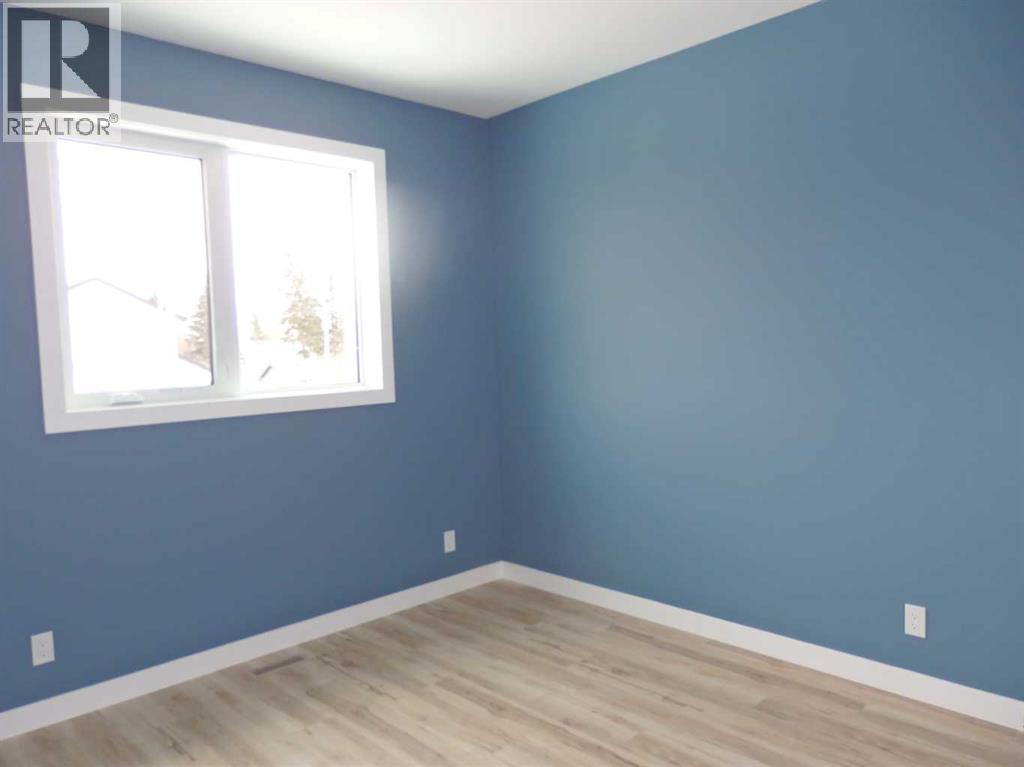 4205 Lakeshore Drive, Sylvan Lake
