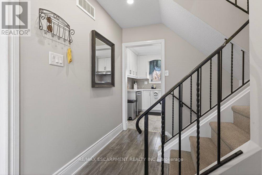 62 PALMER ROAD - 8