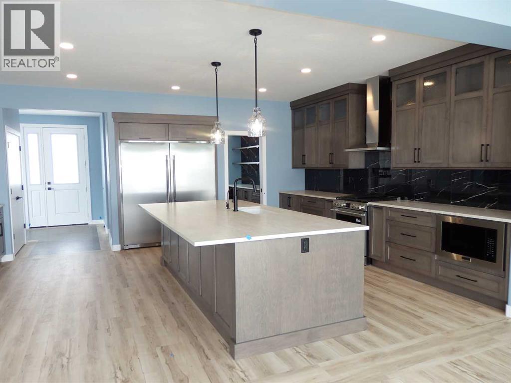 4205 Lakeshore Drive, Sylvan Lake