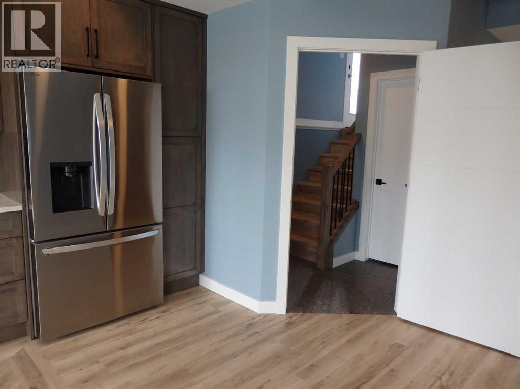 4205 Lakeshore Drive, Sylvan Lake