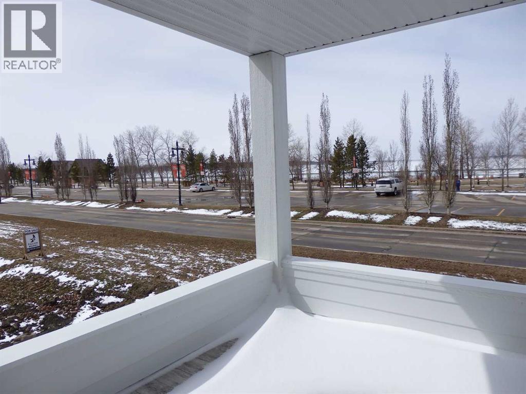 4205 Lakeshore Drive, Sylvan Lake