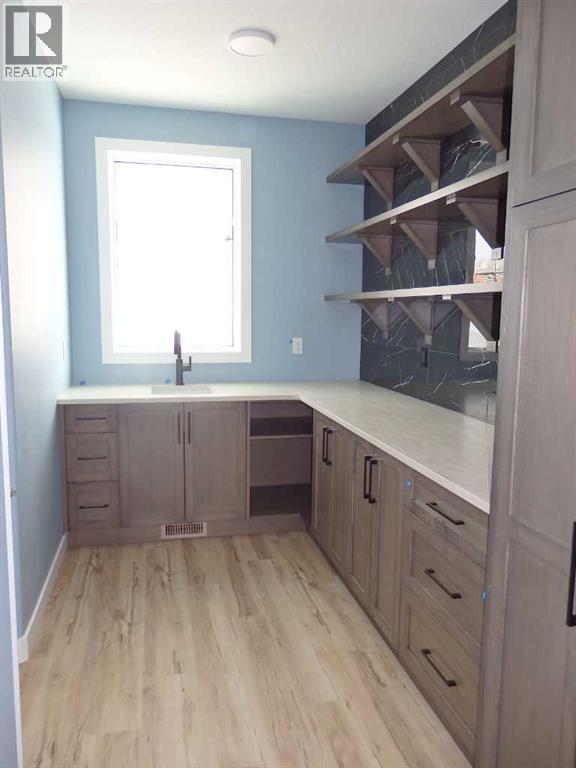 4205 Lakeshore Drive, Sylvan Lake