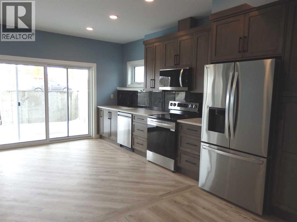 4205 Lakeshore Drive, Sylvan Lake