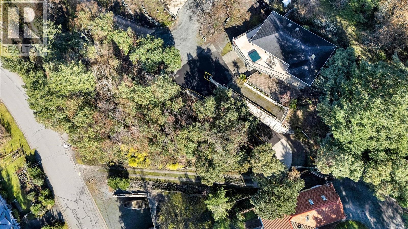 1158 Kathleen Dr - 68