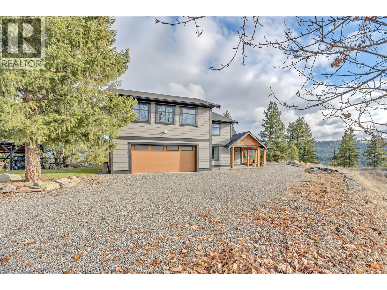 3-640 HWY 3, Princeton