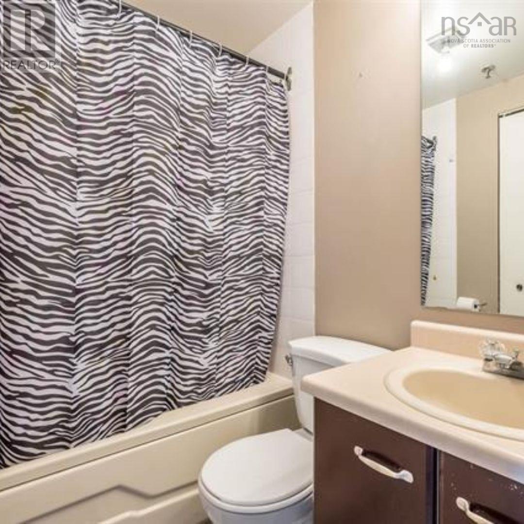 Property 11 of 22 of 708 61 Nelsons Landing Boulevard