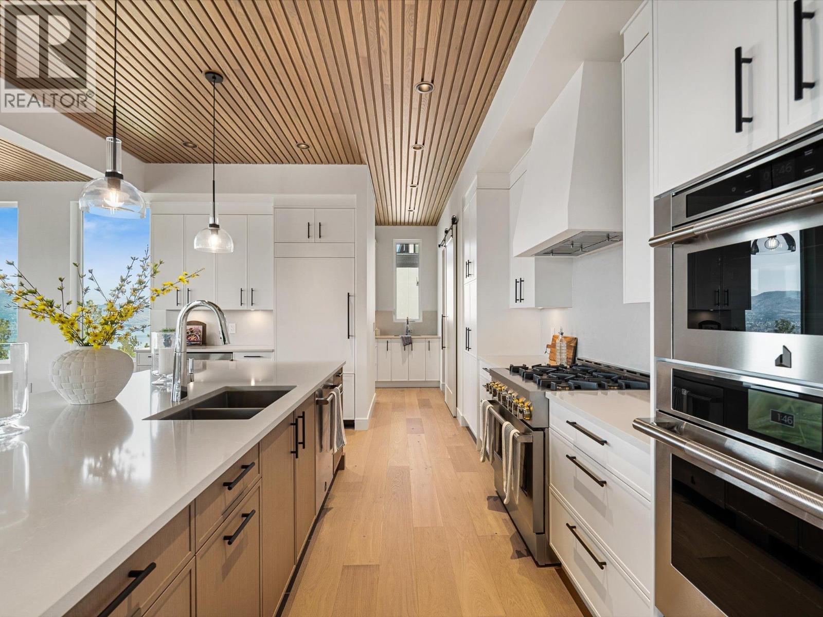 110 5650 The Edge Place, Kelowna