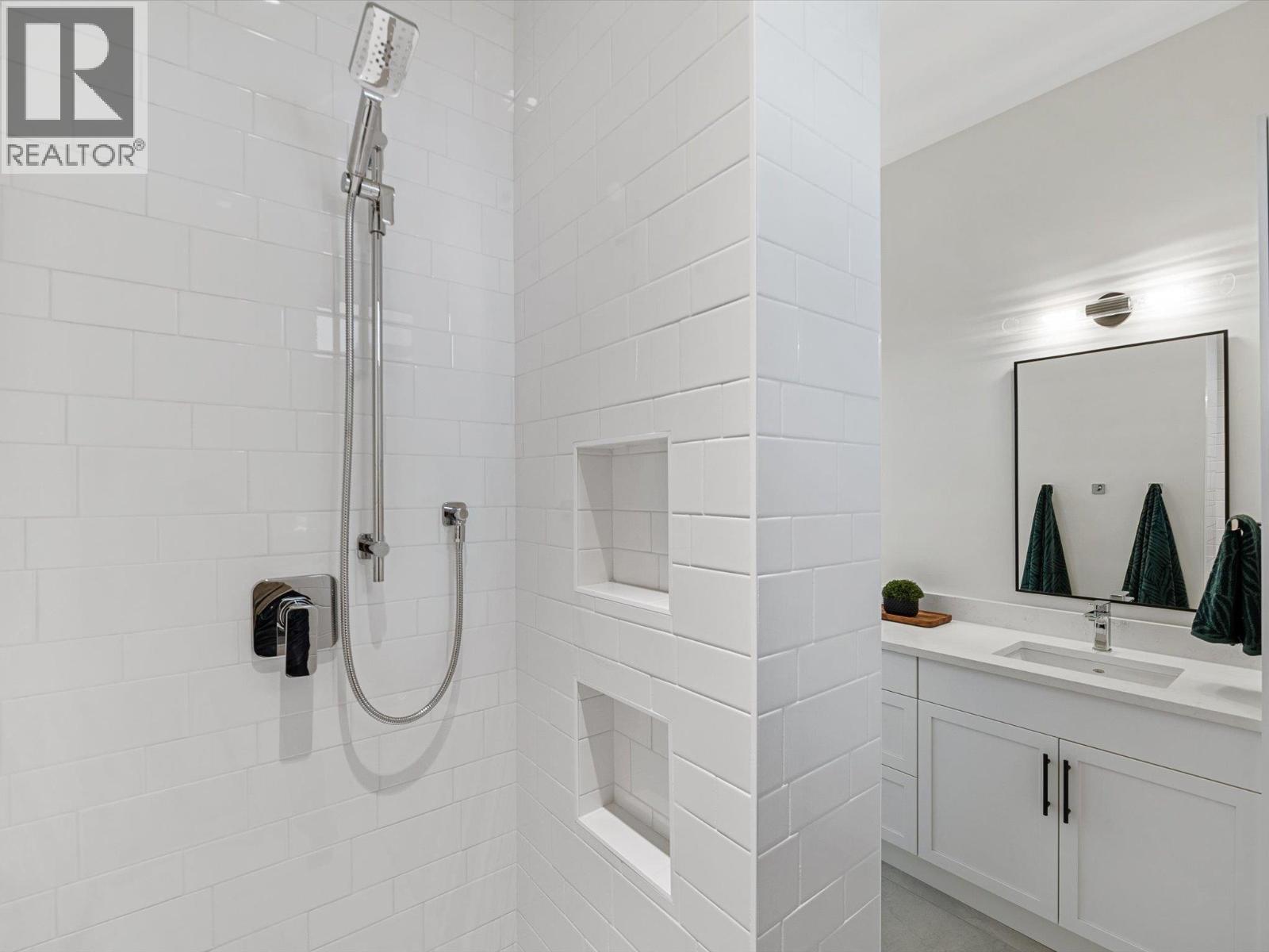 110 5650 The Edge Place, Kelowna