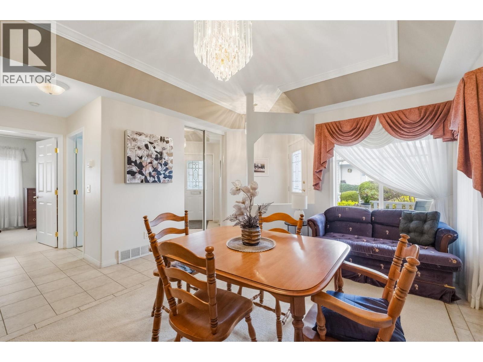 111 1330 Ridgeway Drive, Kelowna
