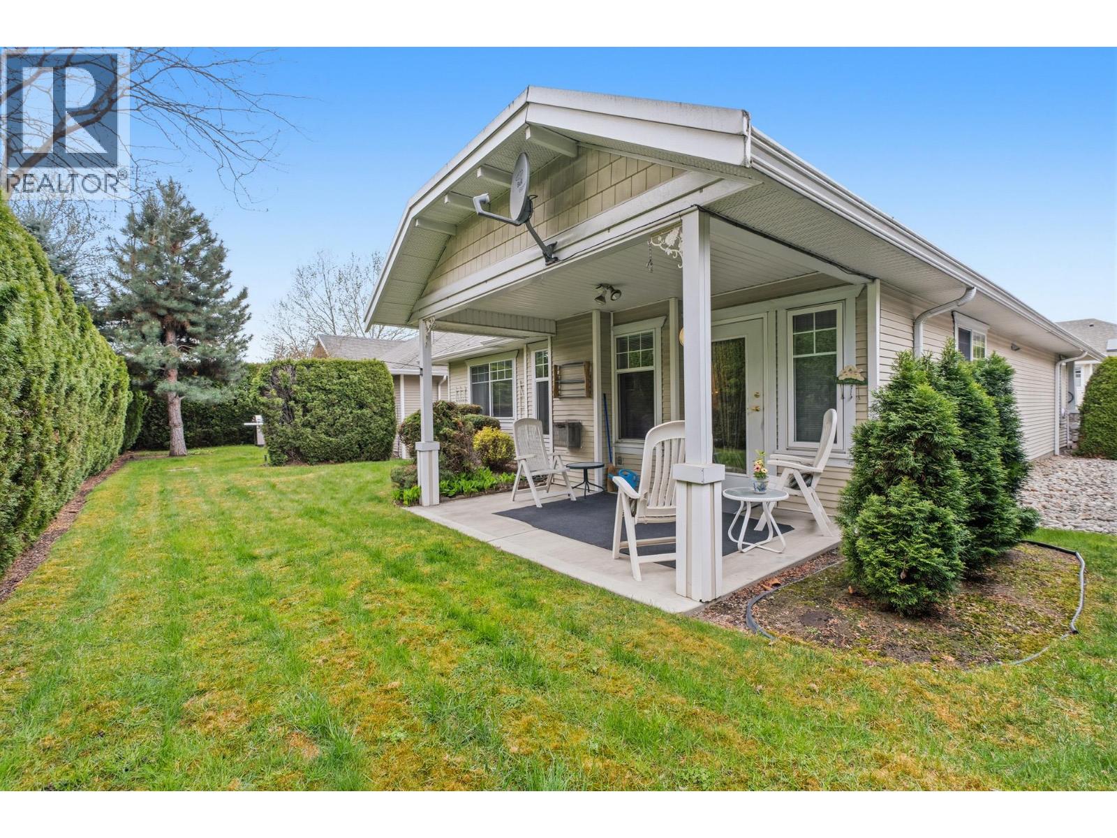 111 1330 Ridgeway Drive, Kelowna