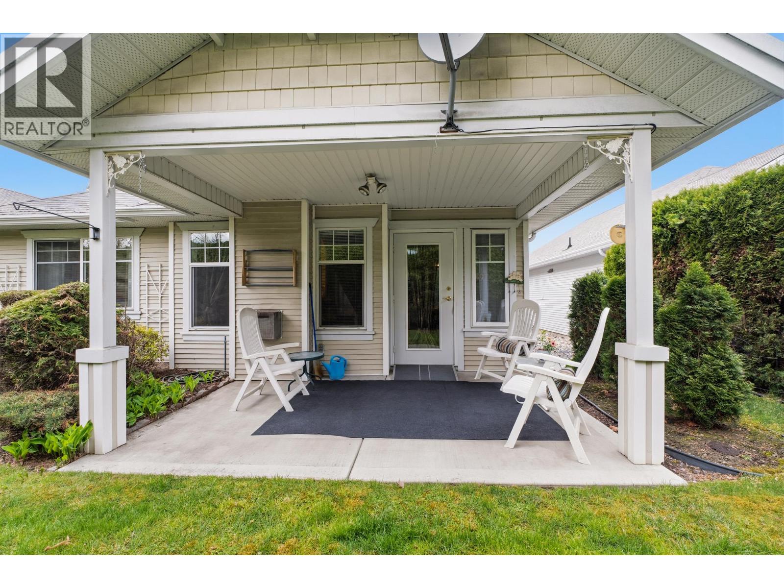 111 1330 Ridgeway Drive, Kelowna