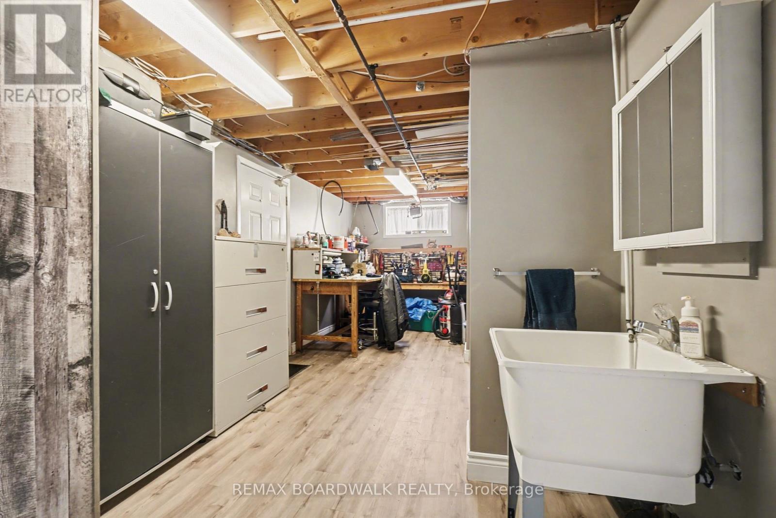 32 FAUCHER BOULEVARD - 29