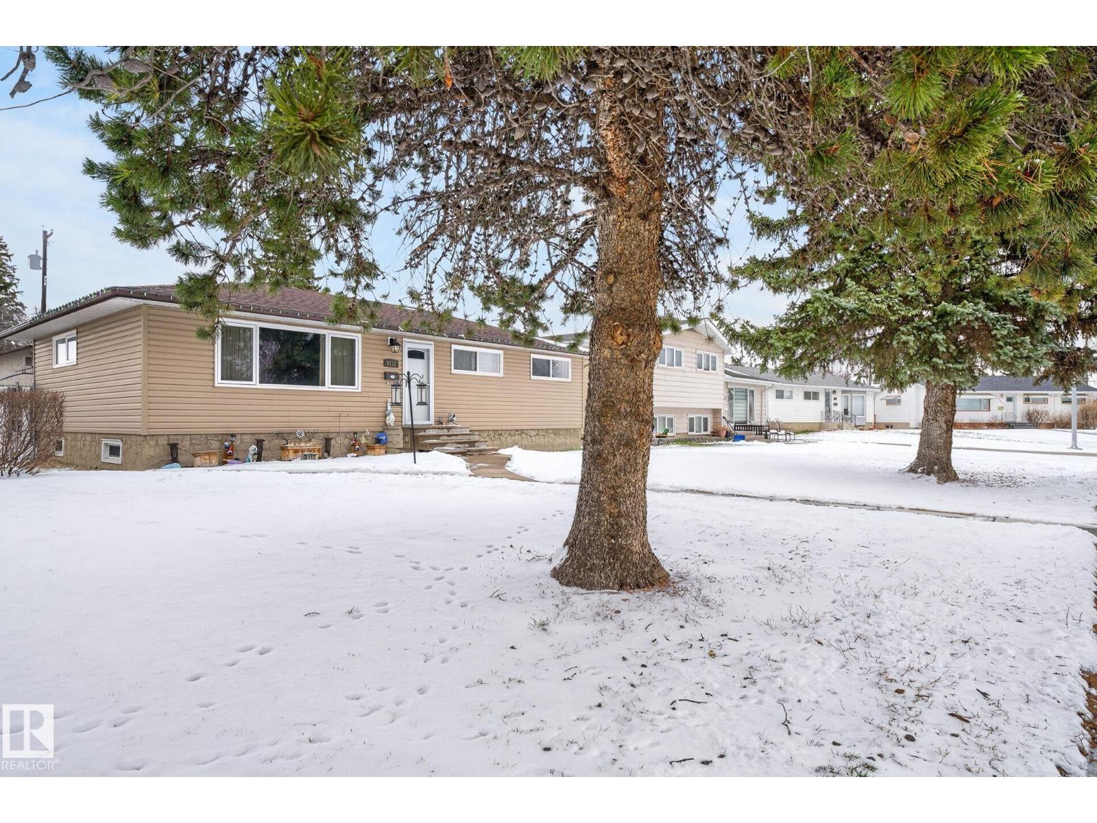 9112 130 AV NW, Edmonton