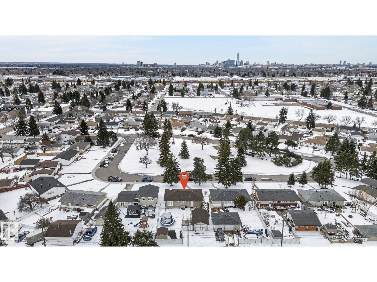 9112 130 AV NW, Edmonton