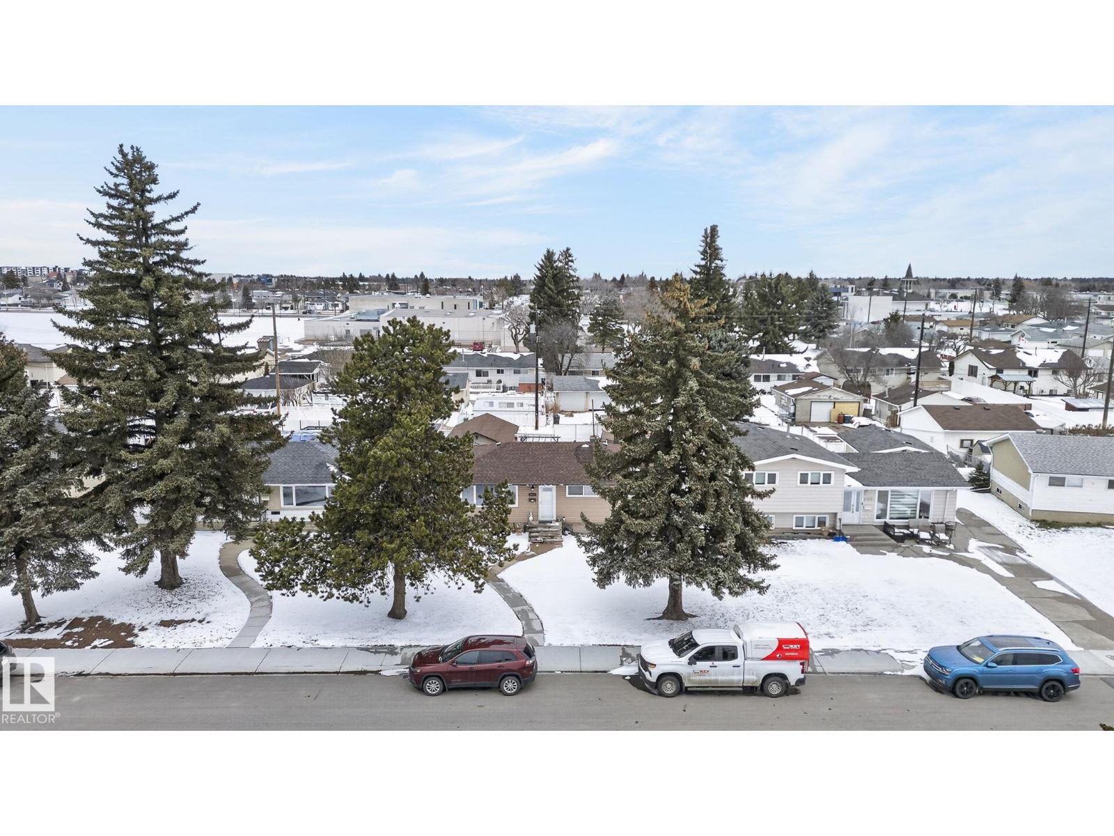 9112 130 AV NW, Edmonton