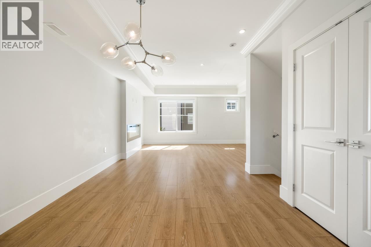 #17-9211 MCKIM Way, Richmond