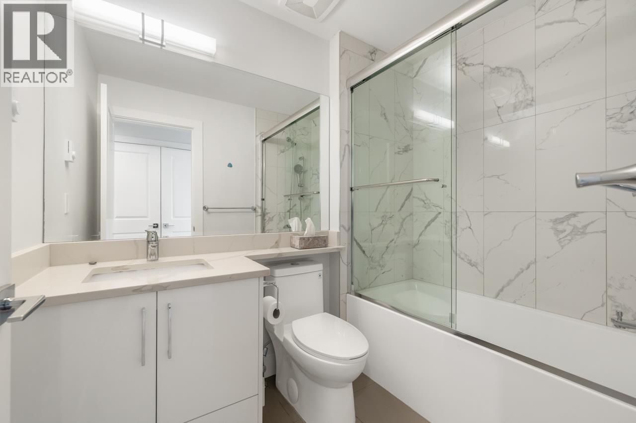 #17-9211 MCKIM Way, Richmond