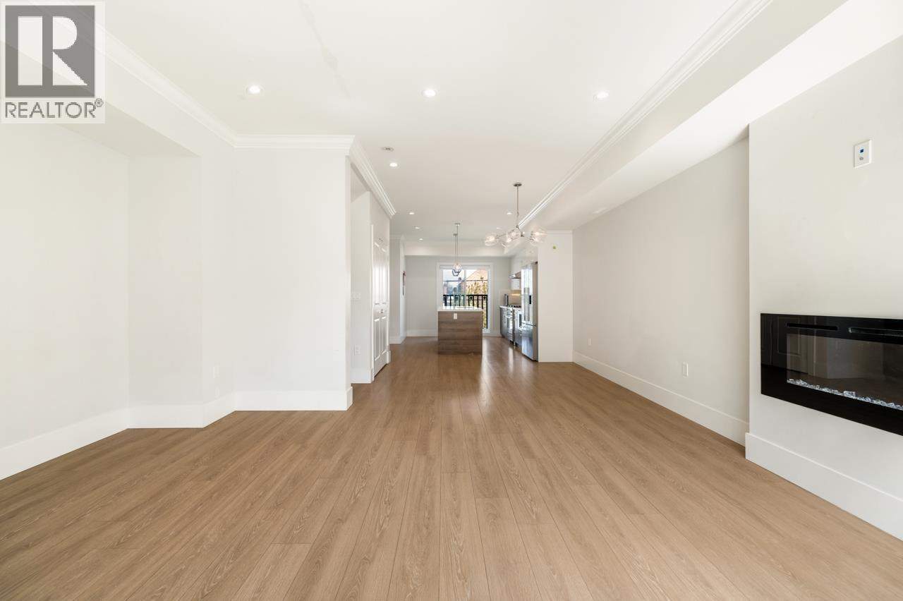 #17-9211 MCKIM Way, Richmond